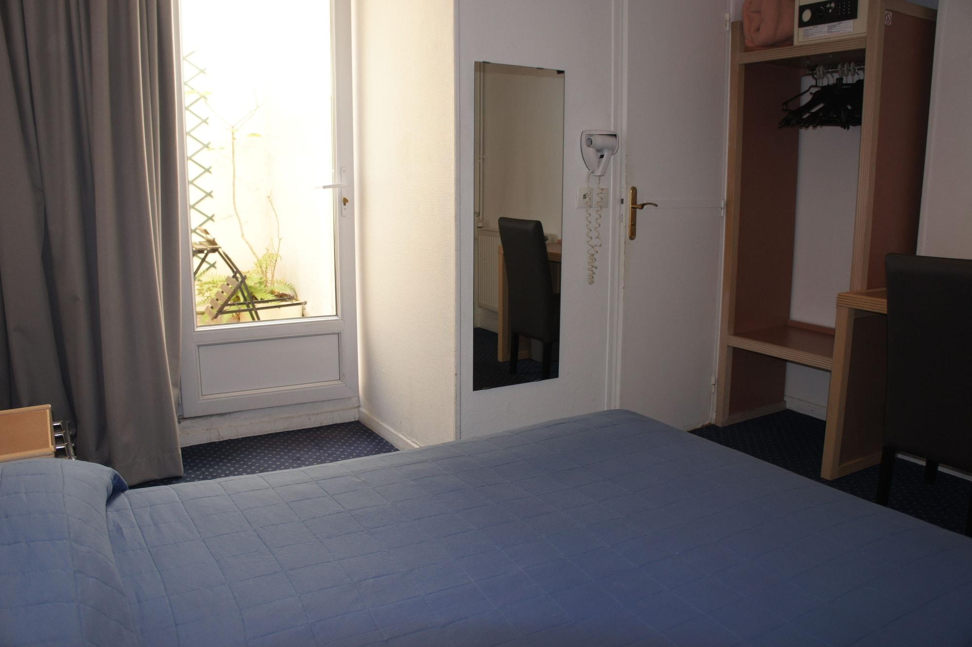 Hotel Edgar Quinet Париж Экстерьер фото